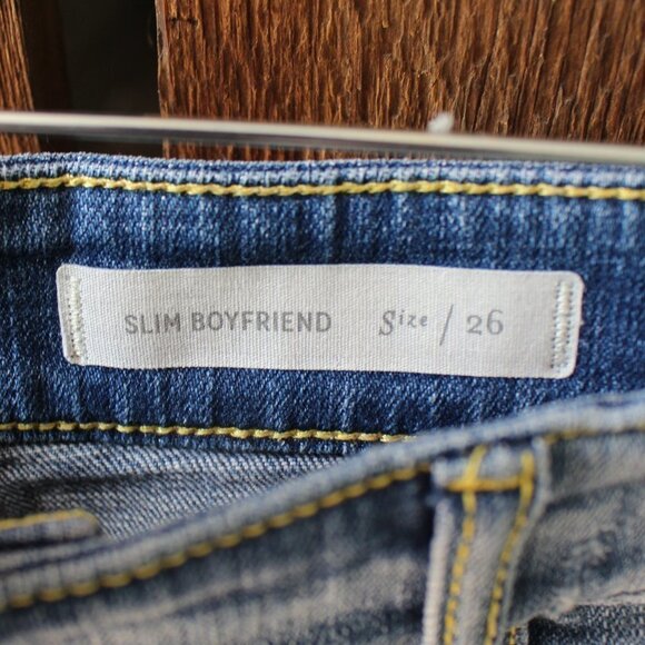 Pilcro‎ & the Letterpress Slim Boyfriend Jean Short Embroidered Floral - Picture 7 of 8